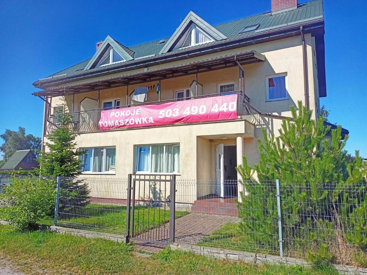 萨比诺瓦 Tomaszowka酒店 外观 照片
